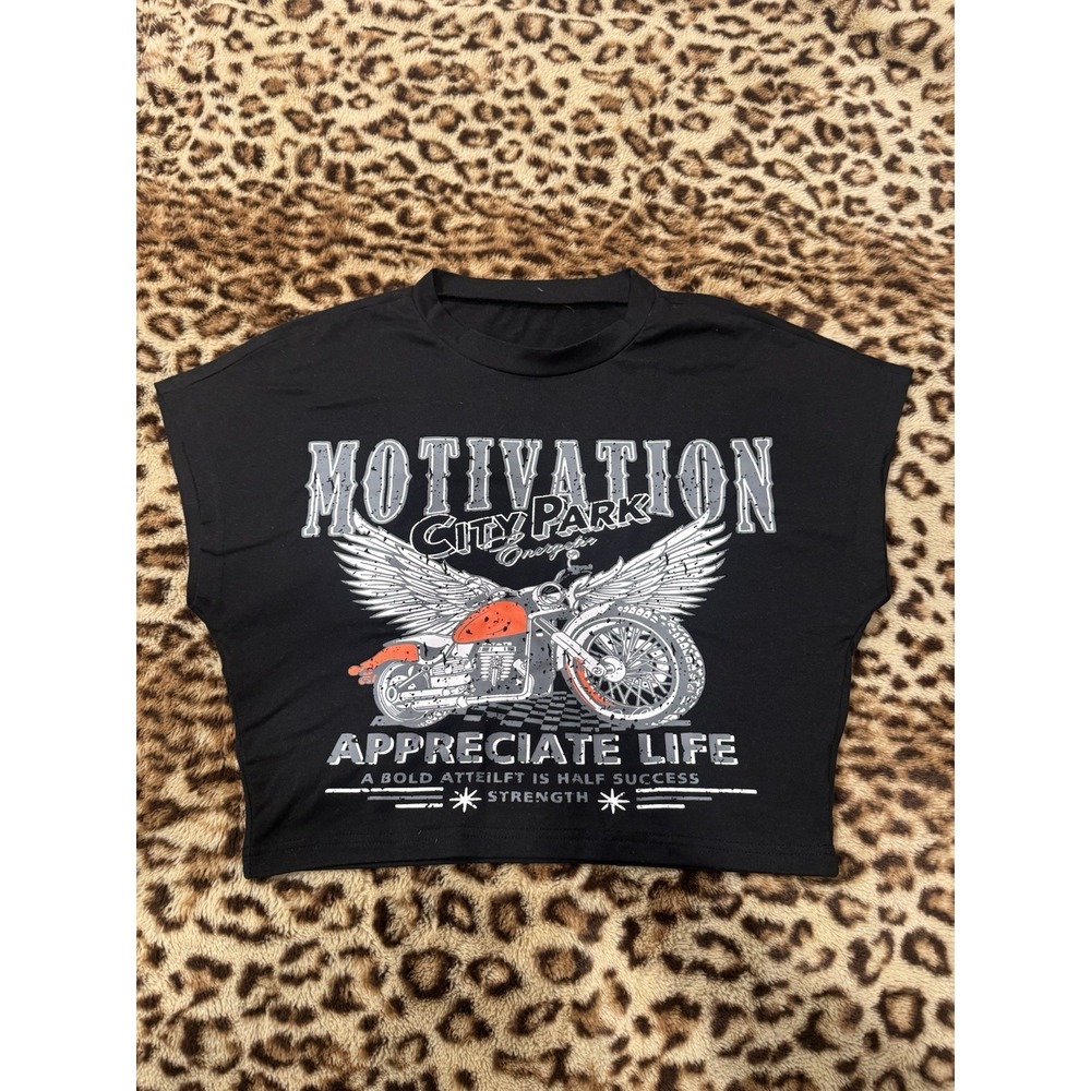 Motivation City Park Motorcycle Graphic Crop Top Black XS Sleeveless Muscle‎ Tee